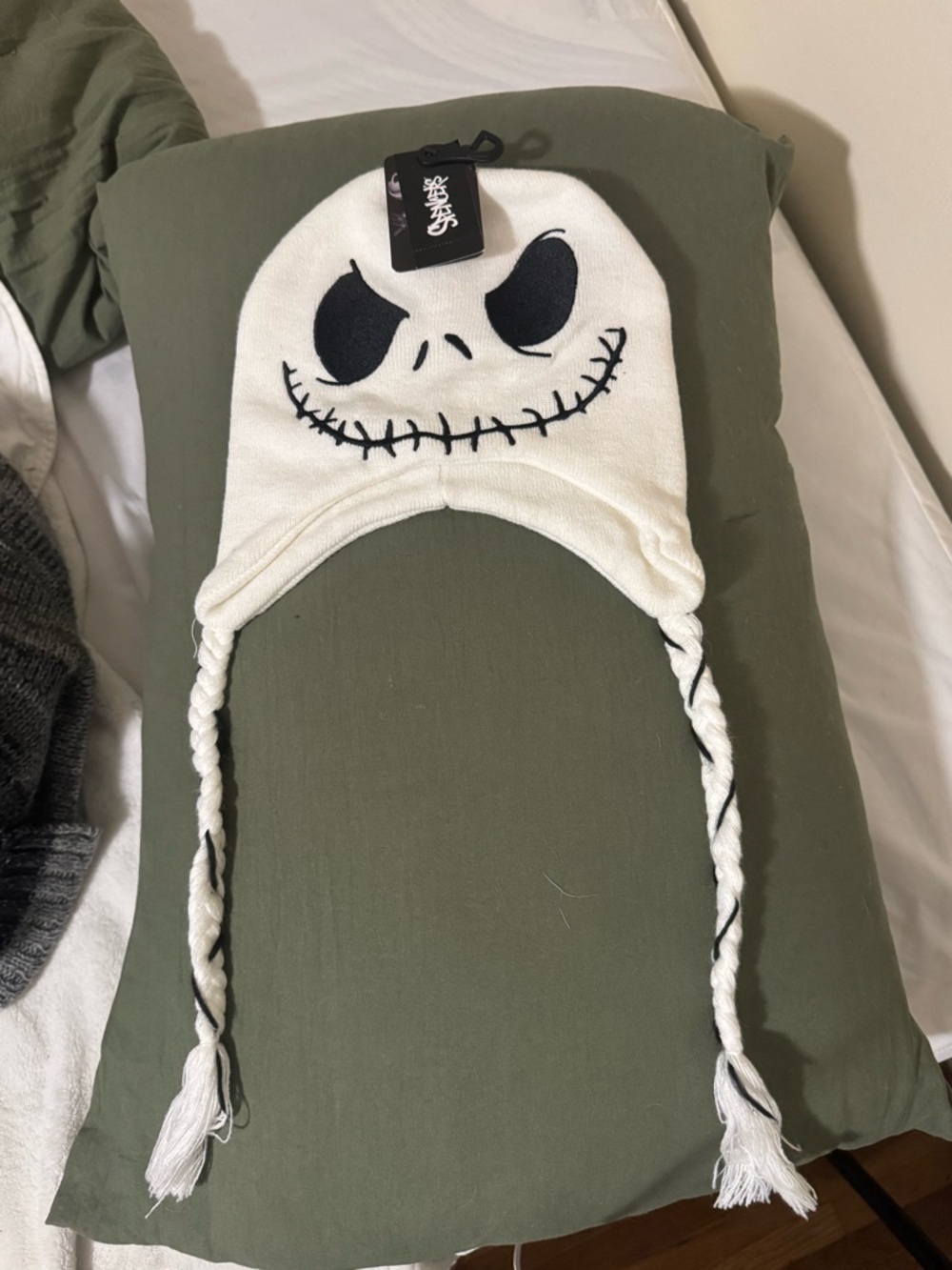 Disney The Nightmare Before Christmas White Knit Hat with Jack Skellington Tag